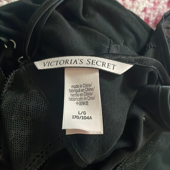 Black nightie - Picture 5 of 5